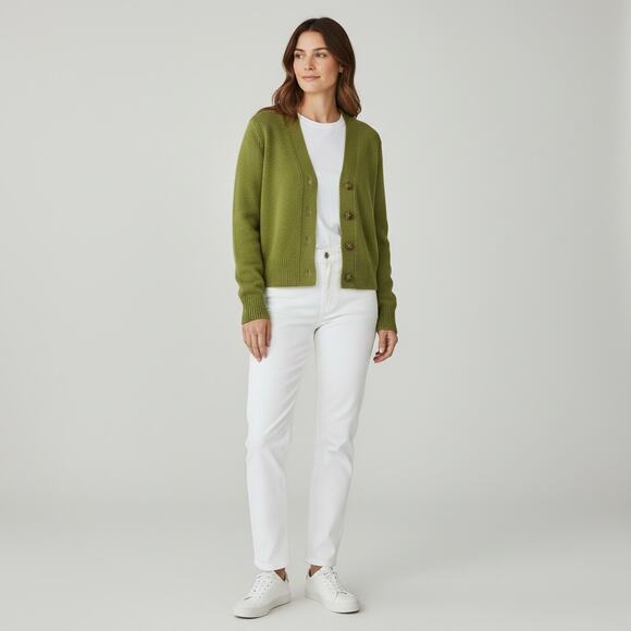 Jill Roberts 100% Cashmere Shrunken V-Neck Cardigan in Matcha - Picture 3 of 11